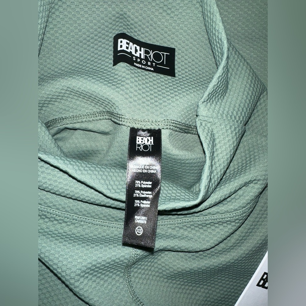 Beach Riot set NWT - Picture 13 of 13